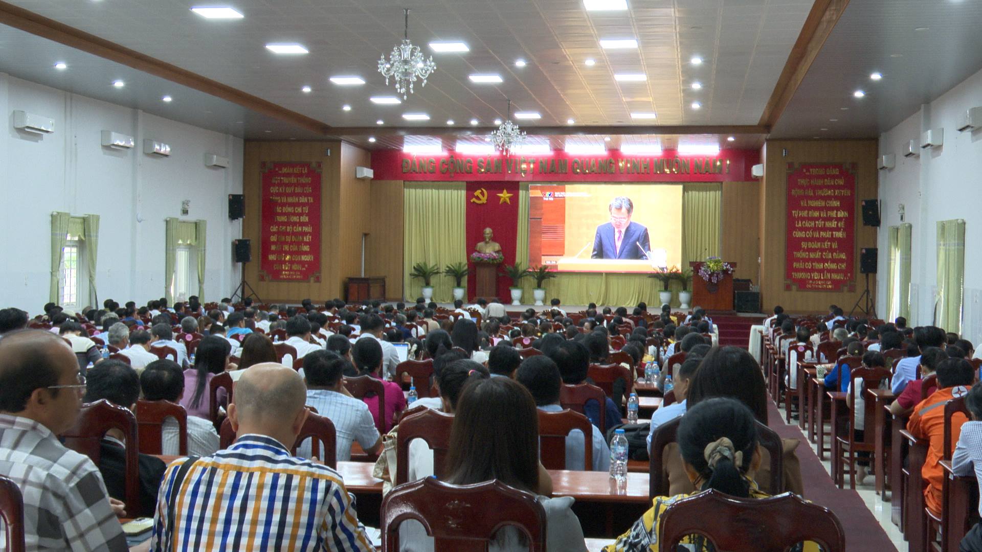anh tin bai